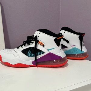 Jordan Mars 270 (GS)